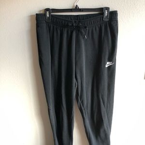 Nike joggers- standard fit